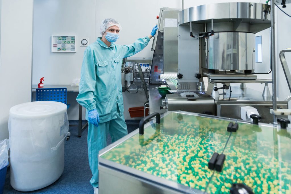 worker with capsules
